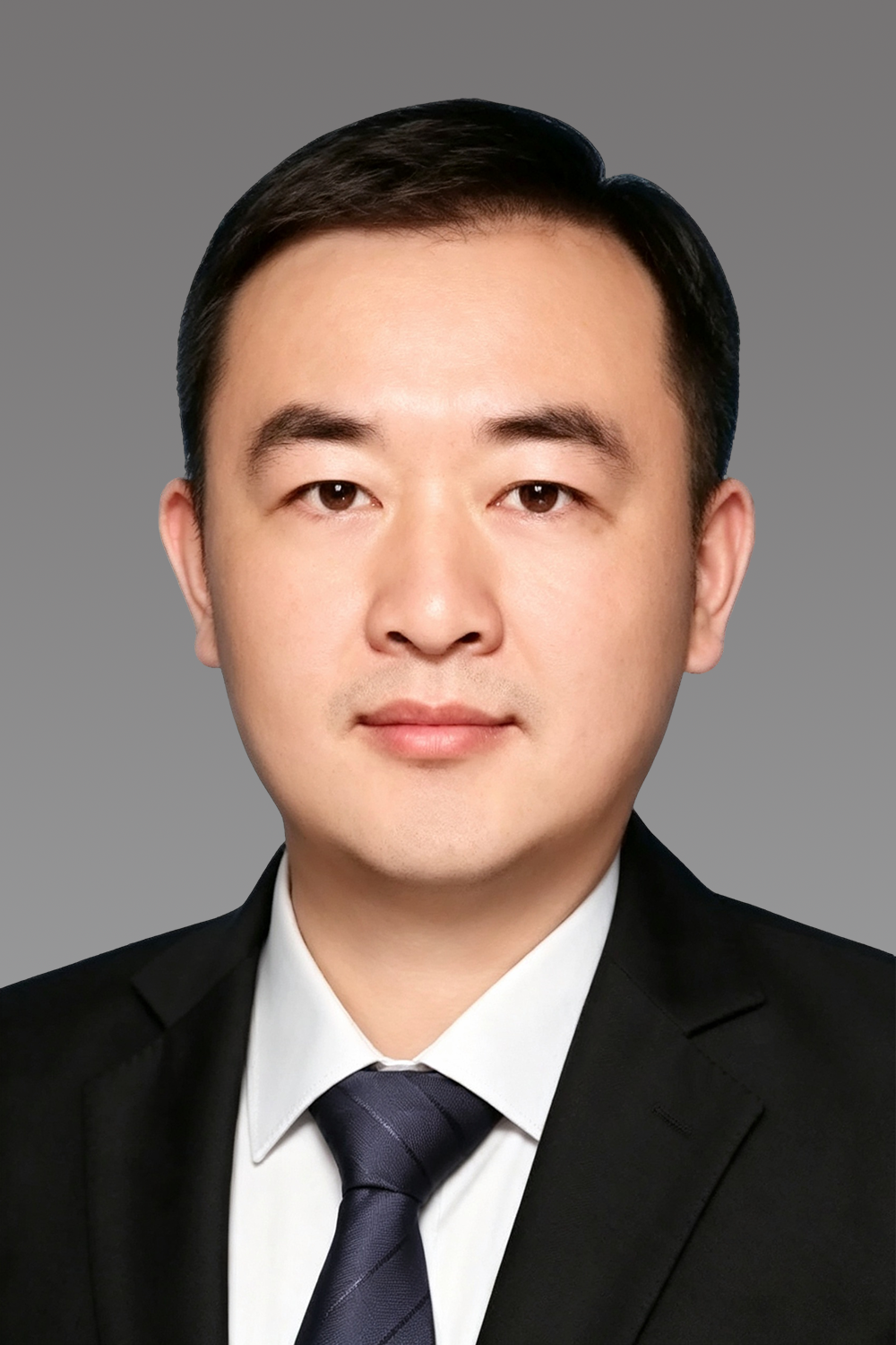 鲁明