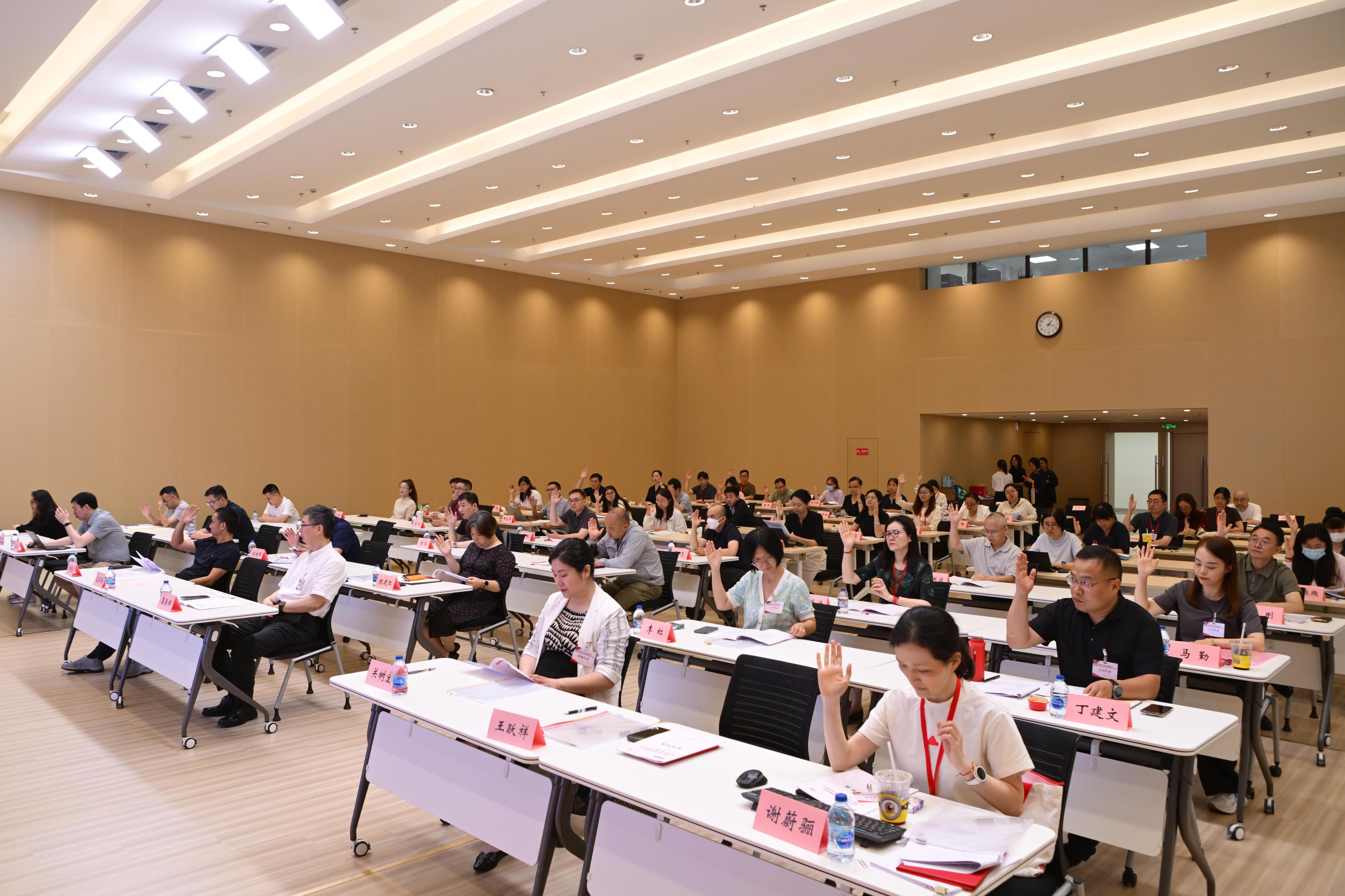 中国科学院上海营养与健康研究所召开第二届职工代表大会暨工会会员代表大会第一次会议