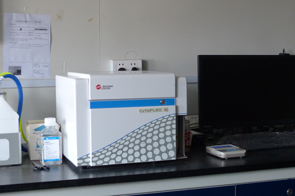 分析型流式细胞仪