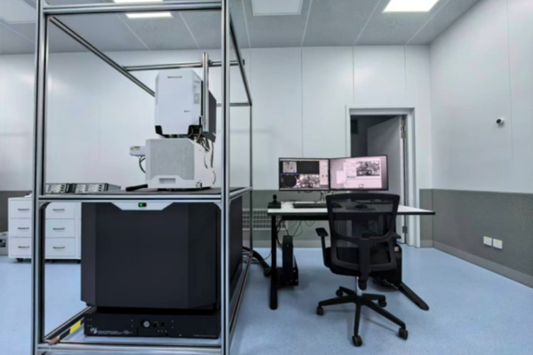 扫描电子显微镜